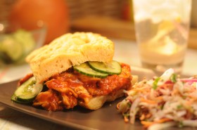 pulled_chicken_bbq_beer_bread_pickled_cucumbers